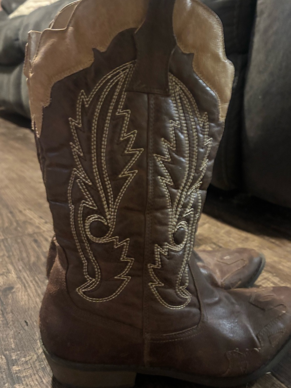 Coconuts by Matisse Brown Leather Western Embroidered Heeled Boots